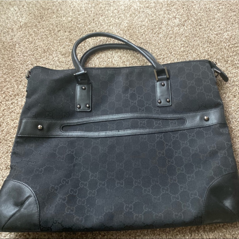 Gucci handbang